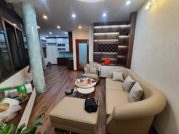 Bán nhà 5 tầng 43m2 giá cực sốc tại Đường Bồ Đề, Phường Bồ Đề, Long Biên, Hà Nội